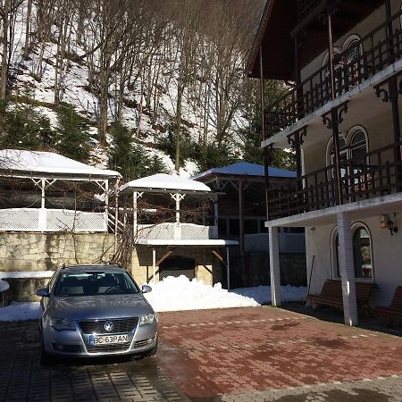 Pension Casa Alba Slănic-Moldova Dış mekan fotoğraf