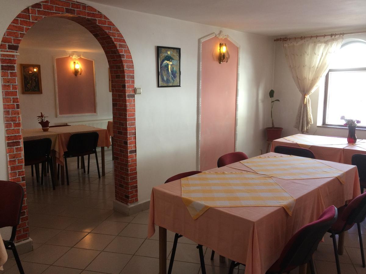 Pension Casa Alba Slănic-Moldova Dış mekan fotoğraf