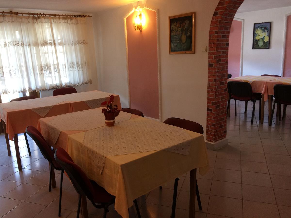 Pension Casa Alba Slănic-Moldova Dış mekan fotoğraf