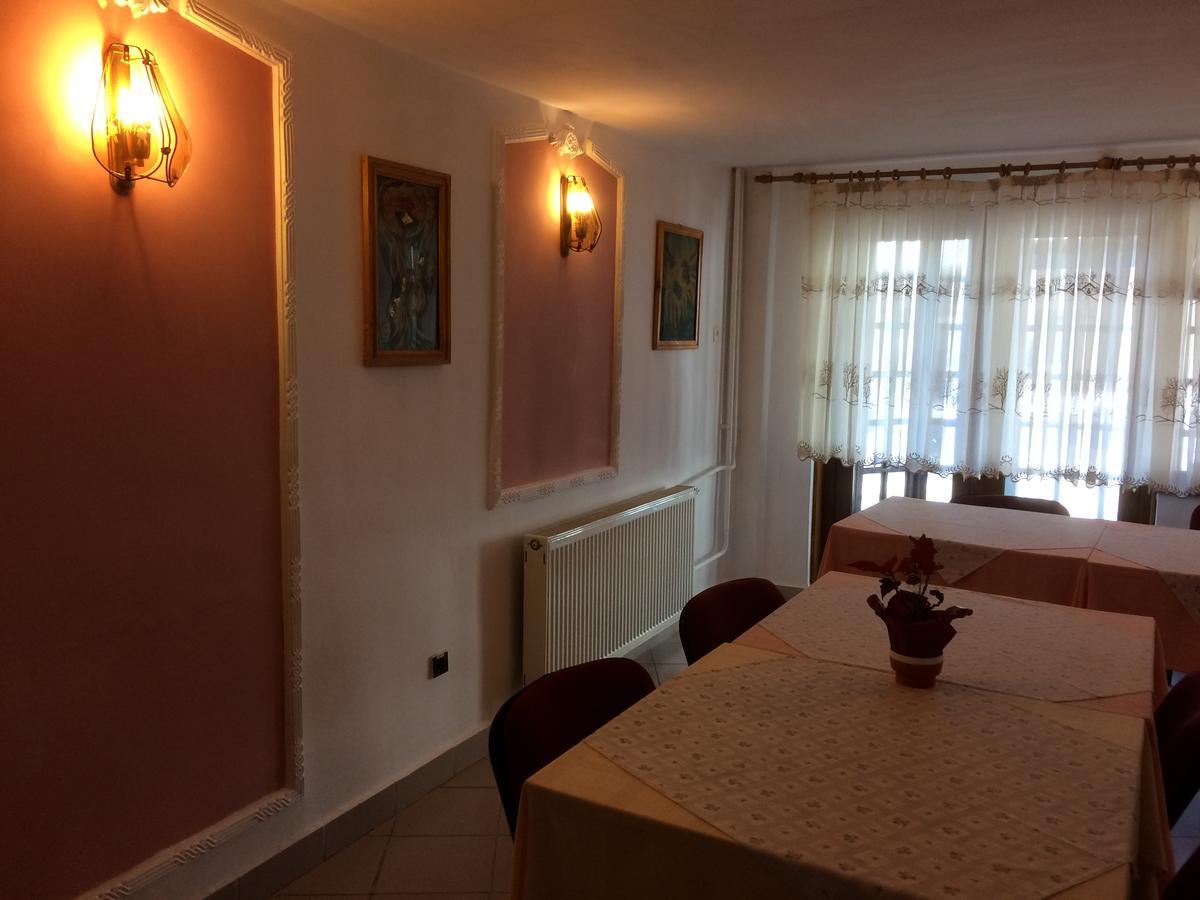 Pension Casa Alba Slănic-Moldova Dış mekan fotoğraf
